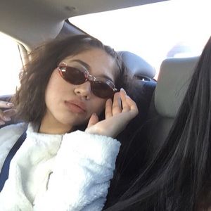 Meet your Posher, Doris